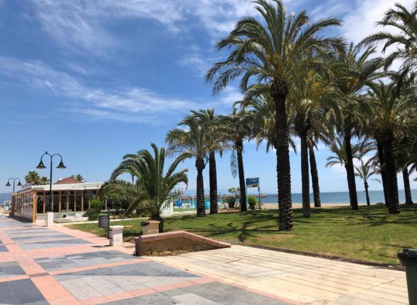 Apartamento En La Carihuela Torremolinos Dış mekan fotoğraf